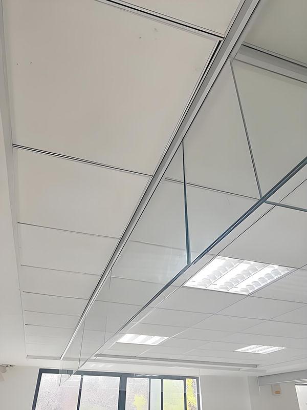 北屯玻璃北屯挡烟垂壁