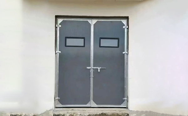 北屯工业门在高温作业区域的运行表现